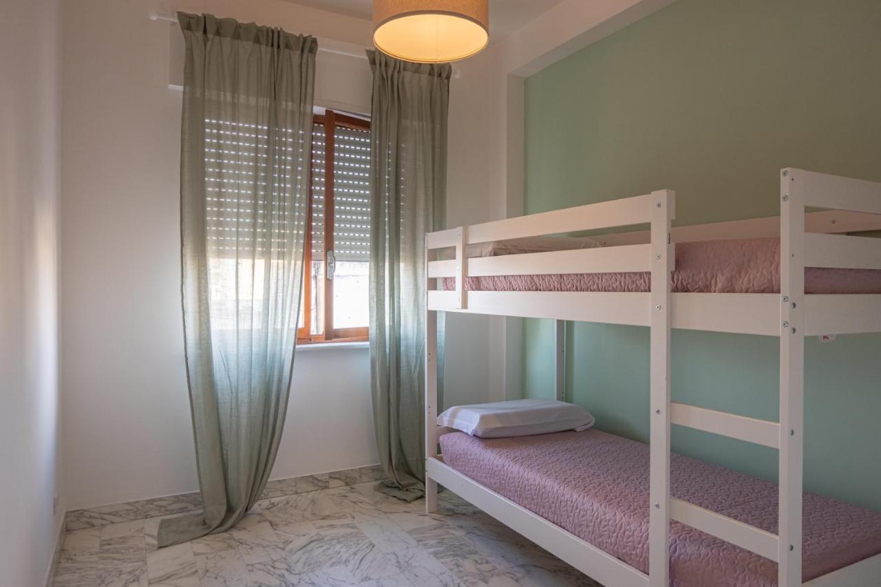 Ferienwohnung Un Posto Al Sole Monopoli Exterior foto